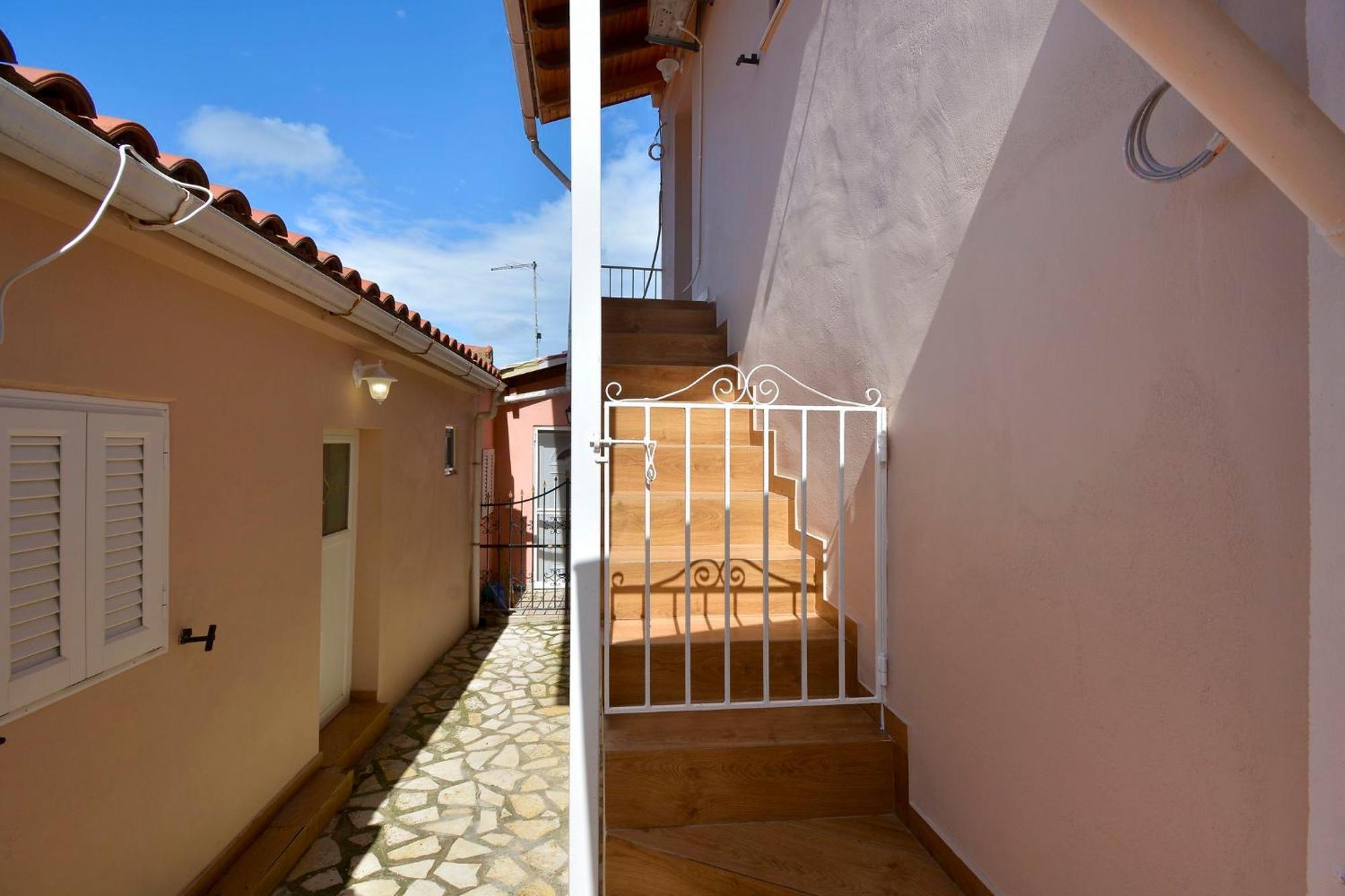 Il Vicolo Villa Ágios Matthaíos Exteriör bild